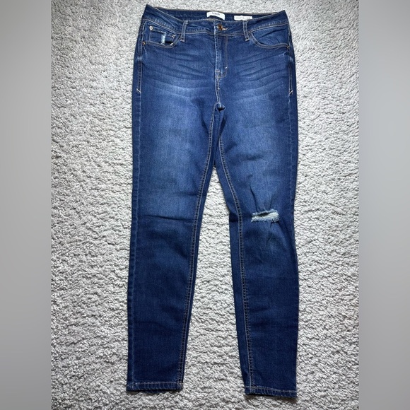 Kensie Jeans Womens 6 Effortless Ankle Mid Rise Dark Wash Stretch Classic Holes - Picture 1 of 5